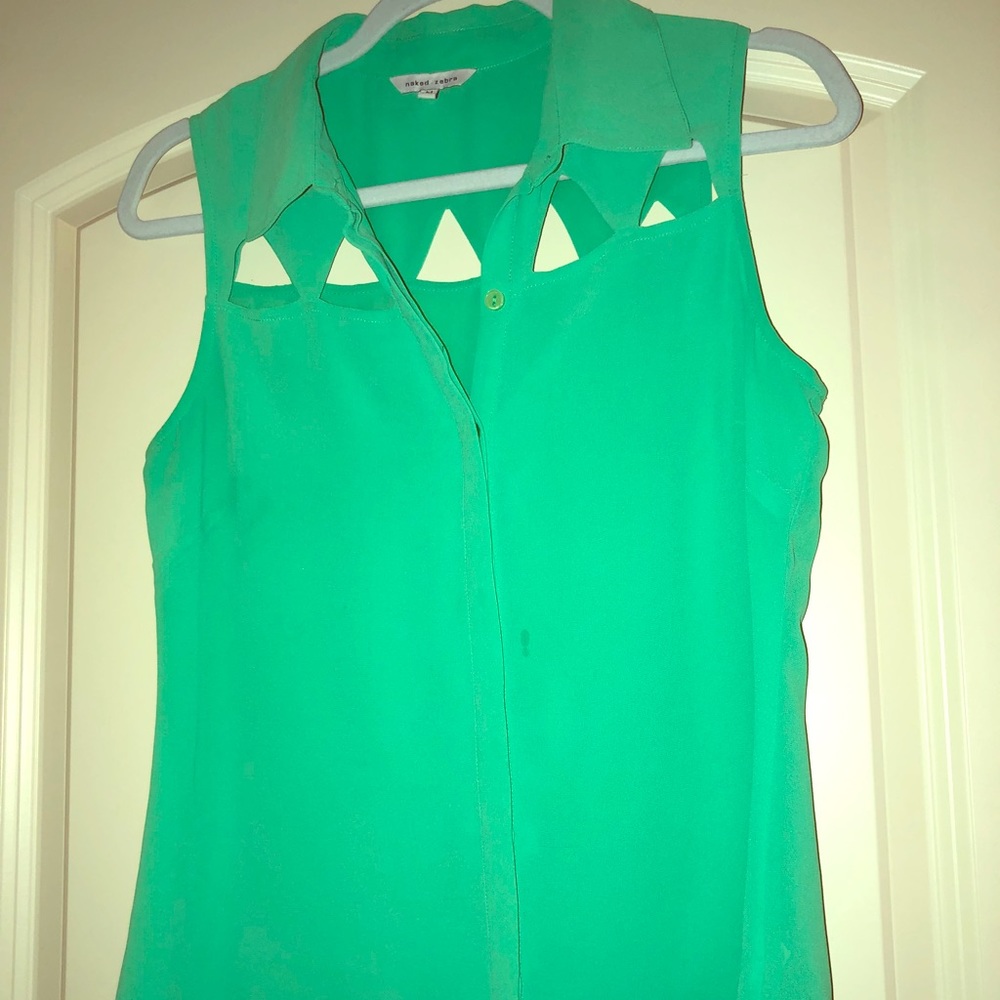 Geometric button collared top - Picture 4 of 4